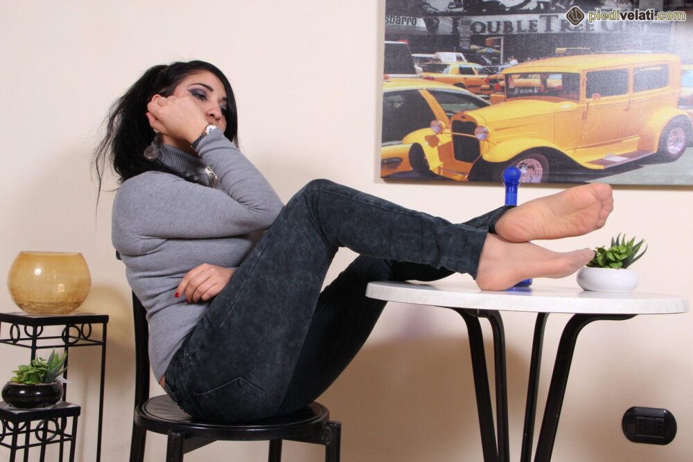 Gorgeous Sharon smoking a cigarette and showing off her nyloned feet 16.09.2020 NylonFeetLove.com