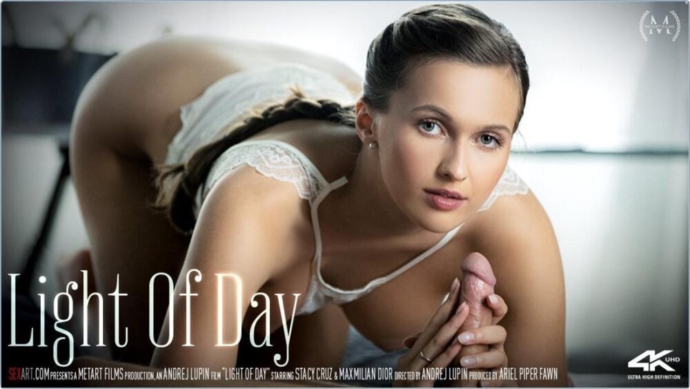 Stacy Cruz & Maxmilian Dior – Light Of Day 15.01.2021 SexArt.com