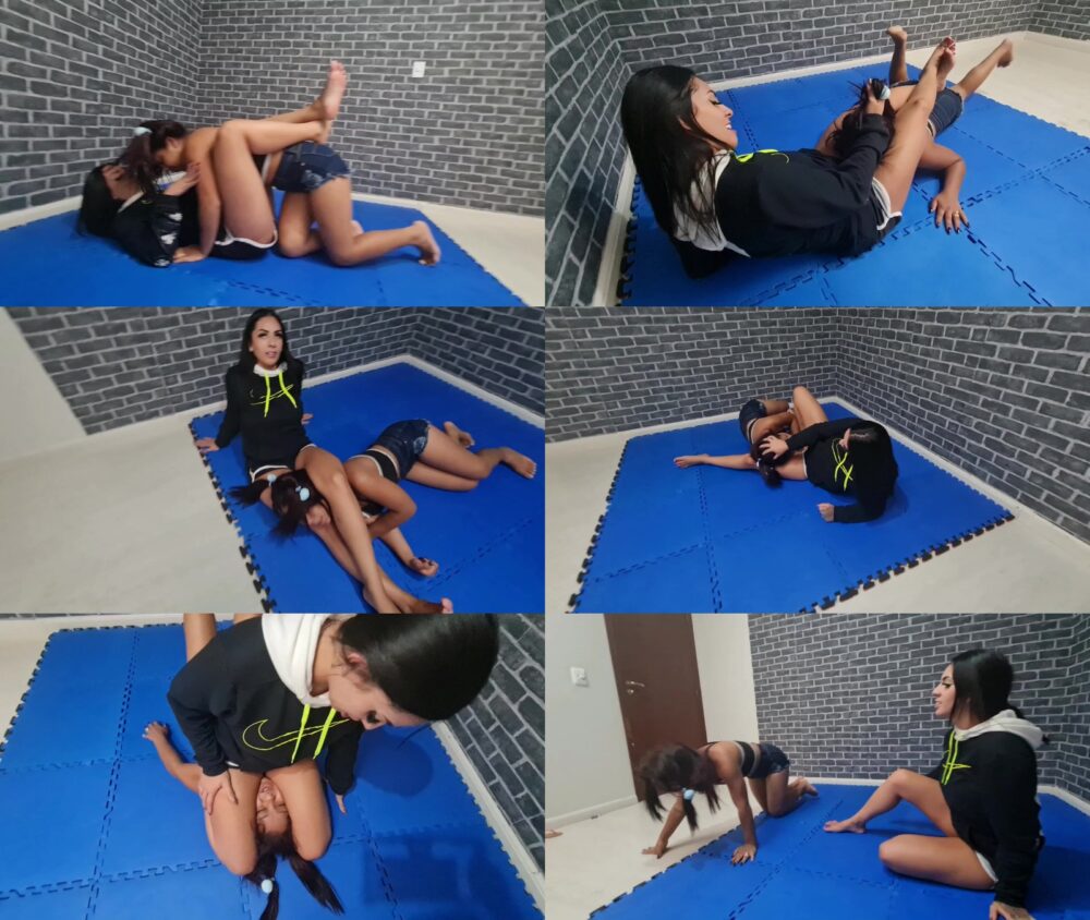 Alice Rossi in First Time Receiving A Headscissor Punishment MF Video Extreme