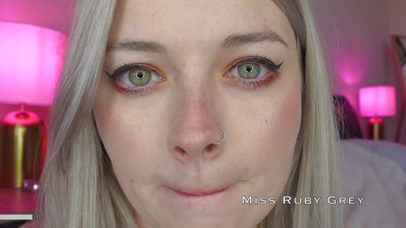 Miss Ruby Grey – Eyetranced