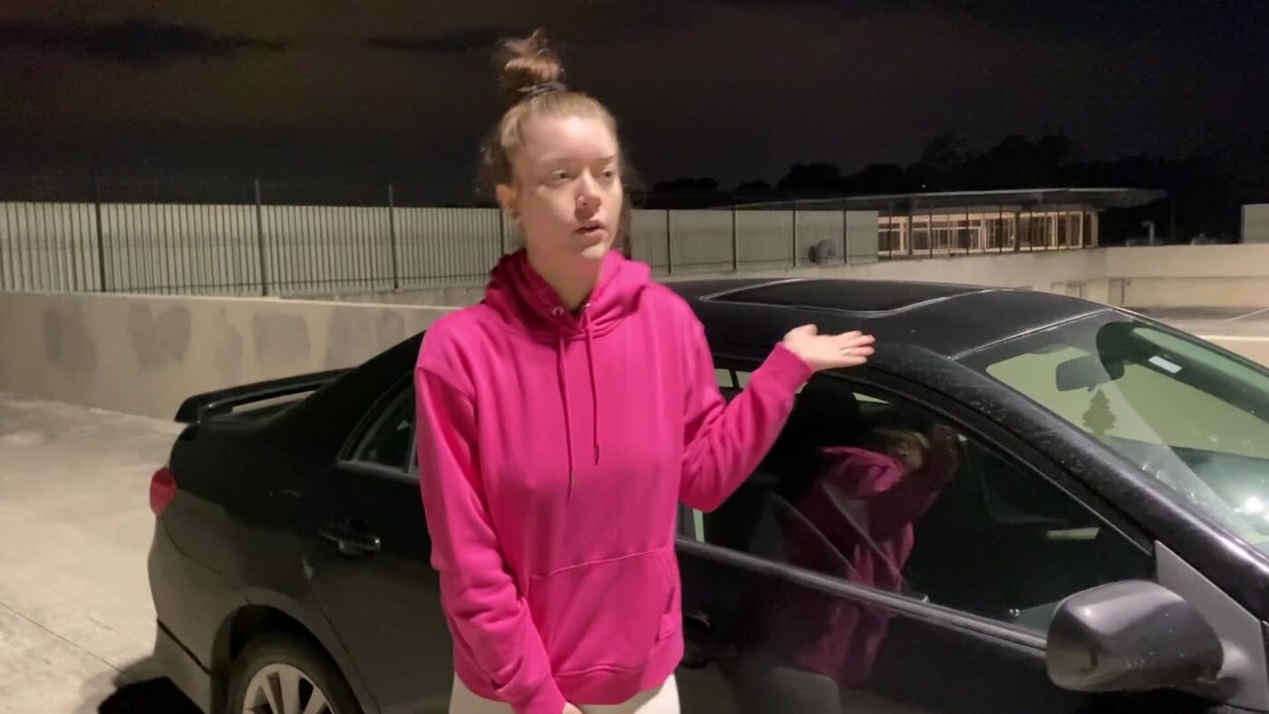 peachypoppy – Locked Out Of The Car Wetting