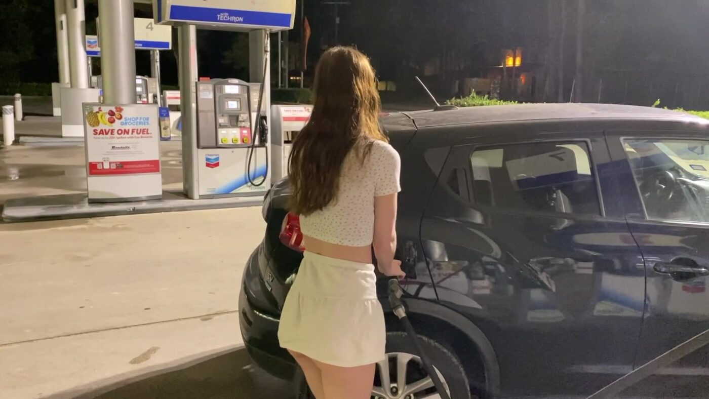 Actress: peachypoppy. Title and Studio: Pissing While Pumping Gas