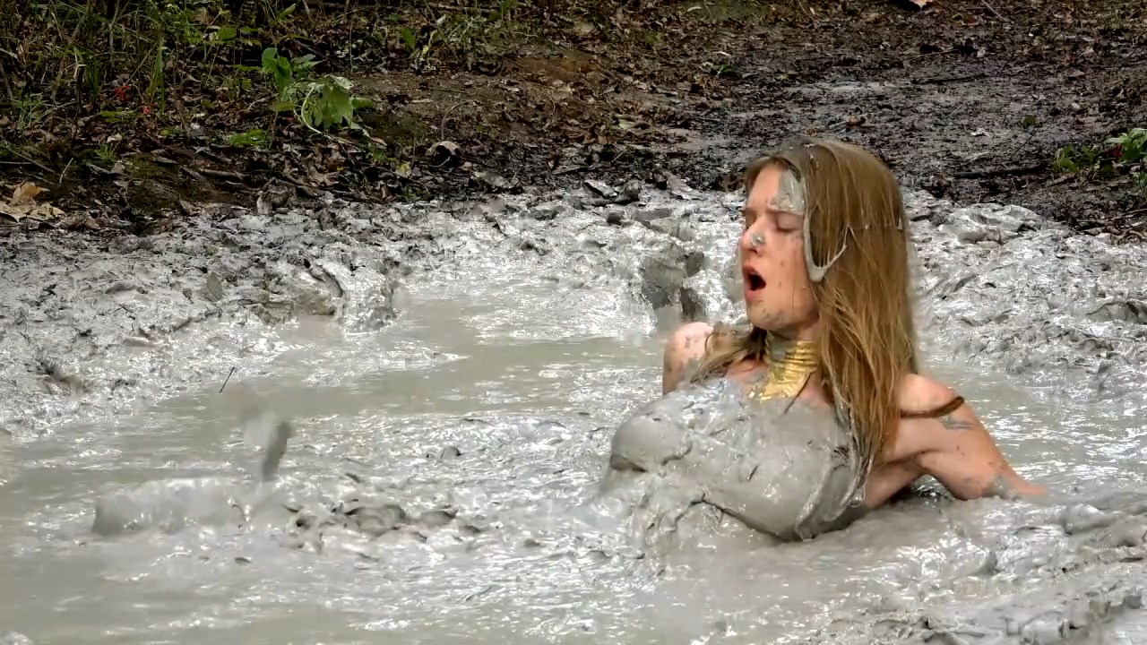 Ashley Lane – Ashley Mud Bubble Fun Mud Puddle Visuals
