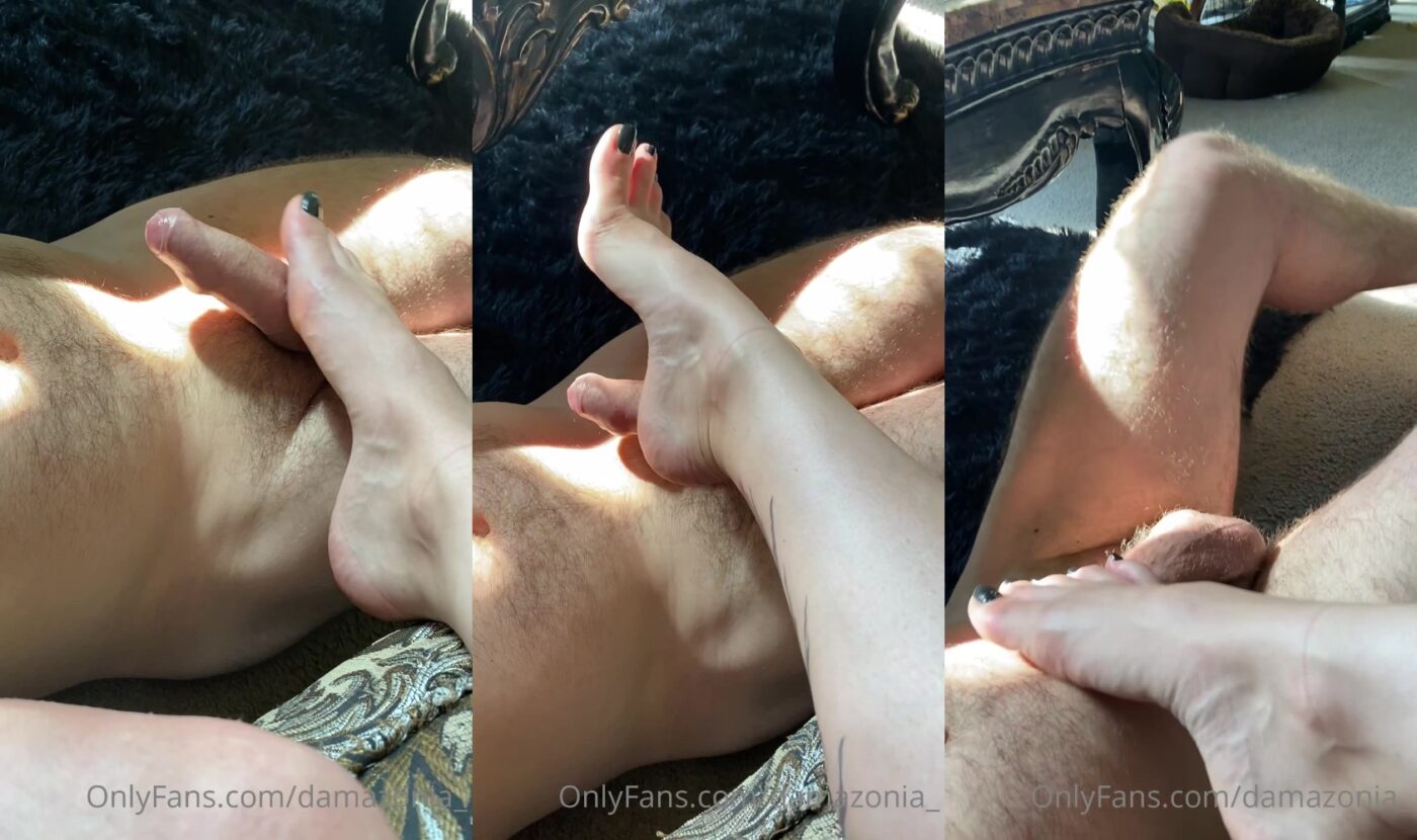 Mistress Damazonia – Who Would I Drive Crazy With My Foot Like That  #Footfetish