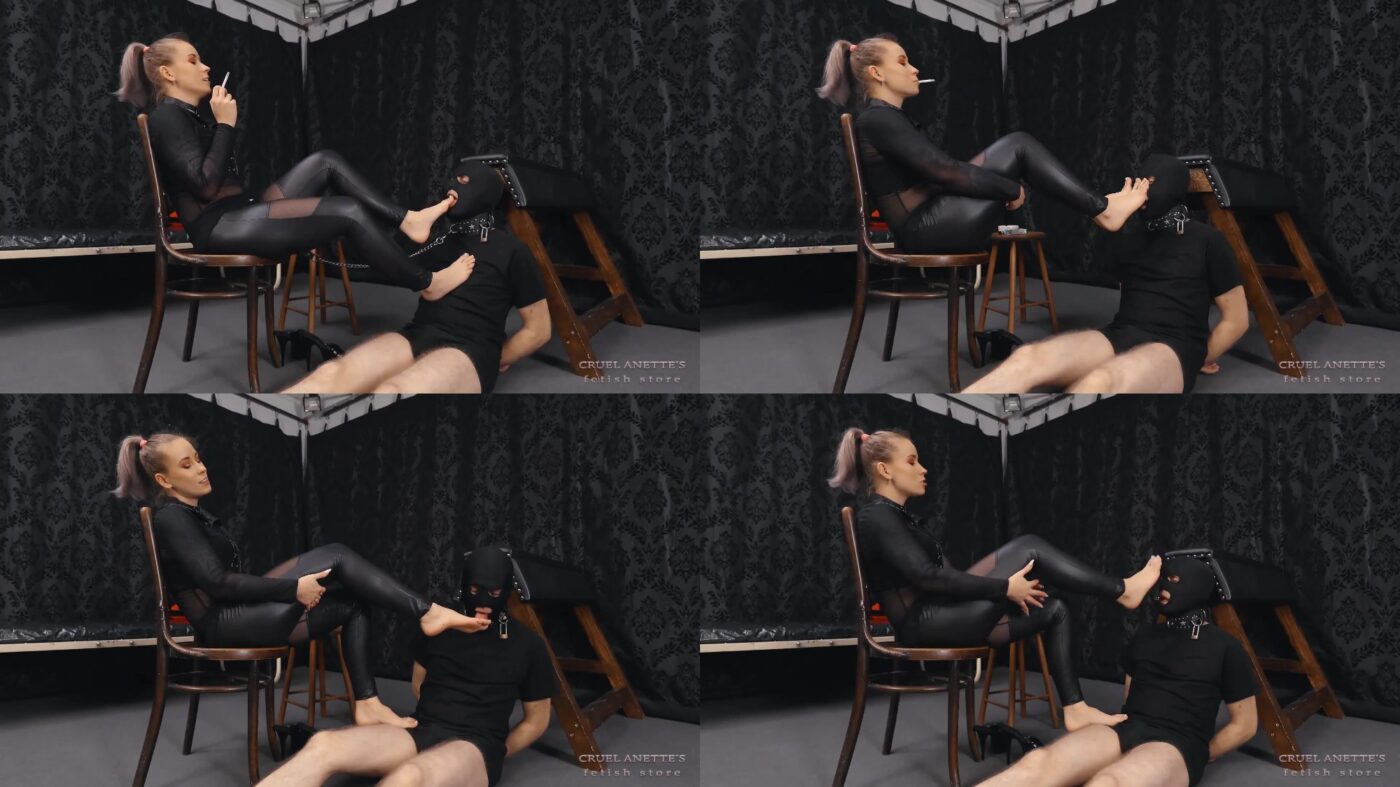 Cruel Anette – Foot Worship On A Leash
