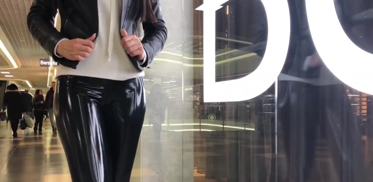 Julia Sexy Walk in Latex Leggings & High Heels in a Mall MyLatexBaby
