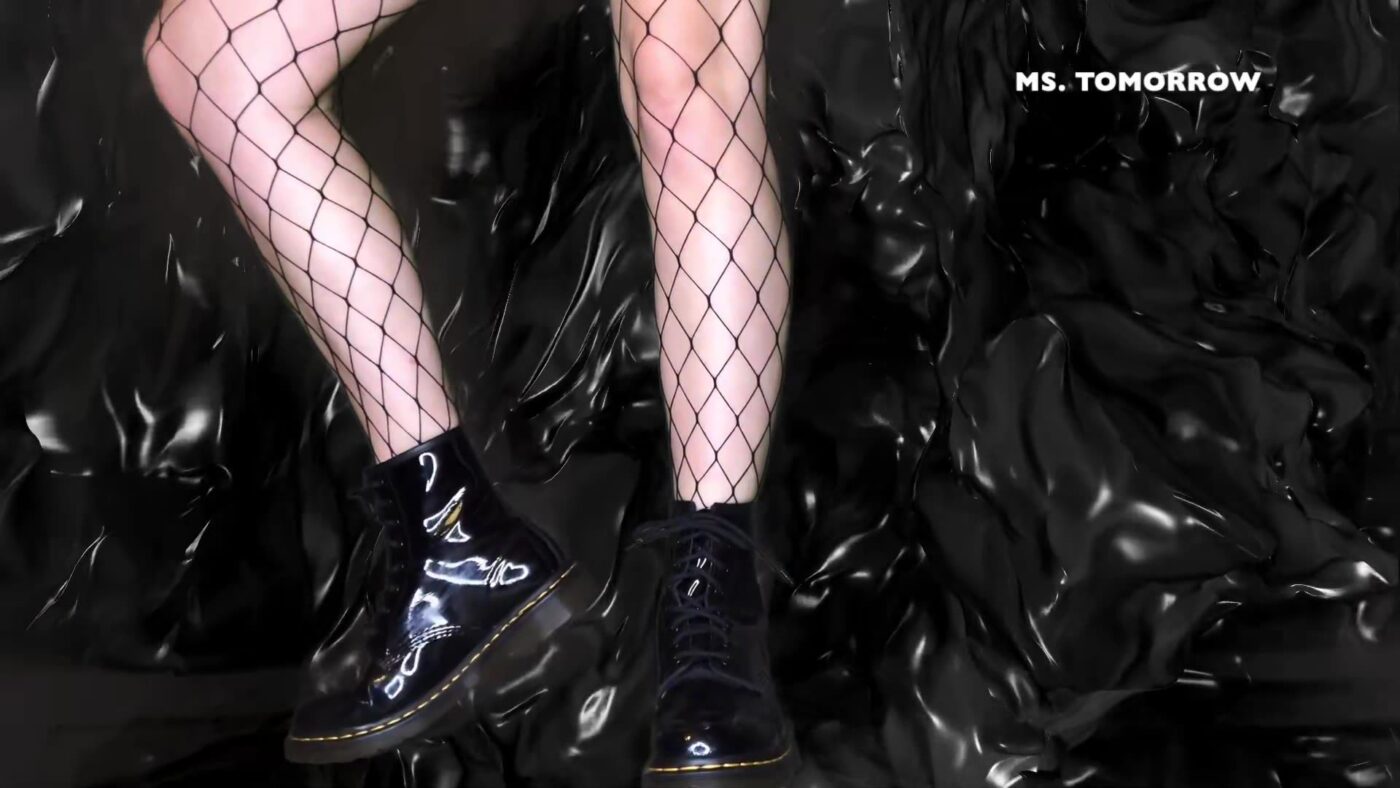 Ms. Tomorrow (DommeTomorrow) – Shiny Boots