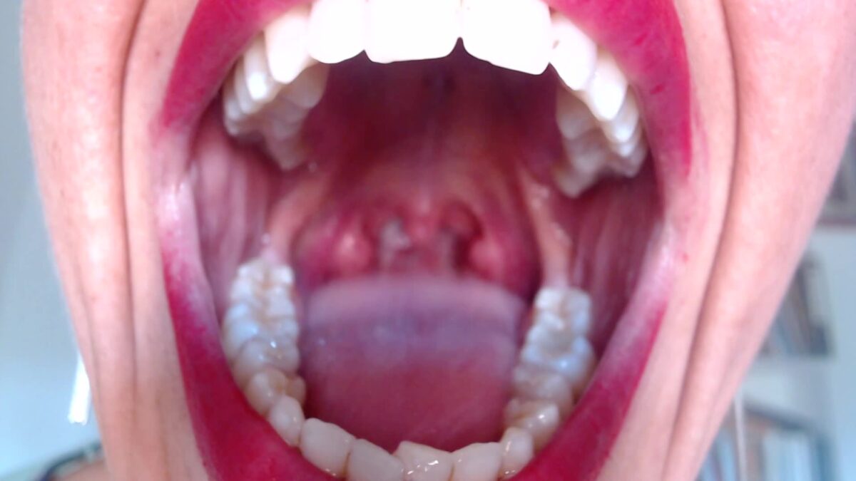 emprexkala in Flicking Uvula Strong Gag Reflex