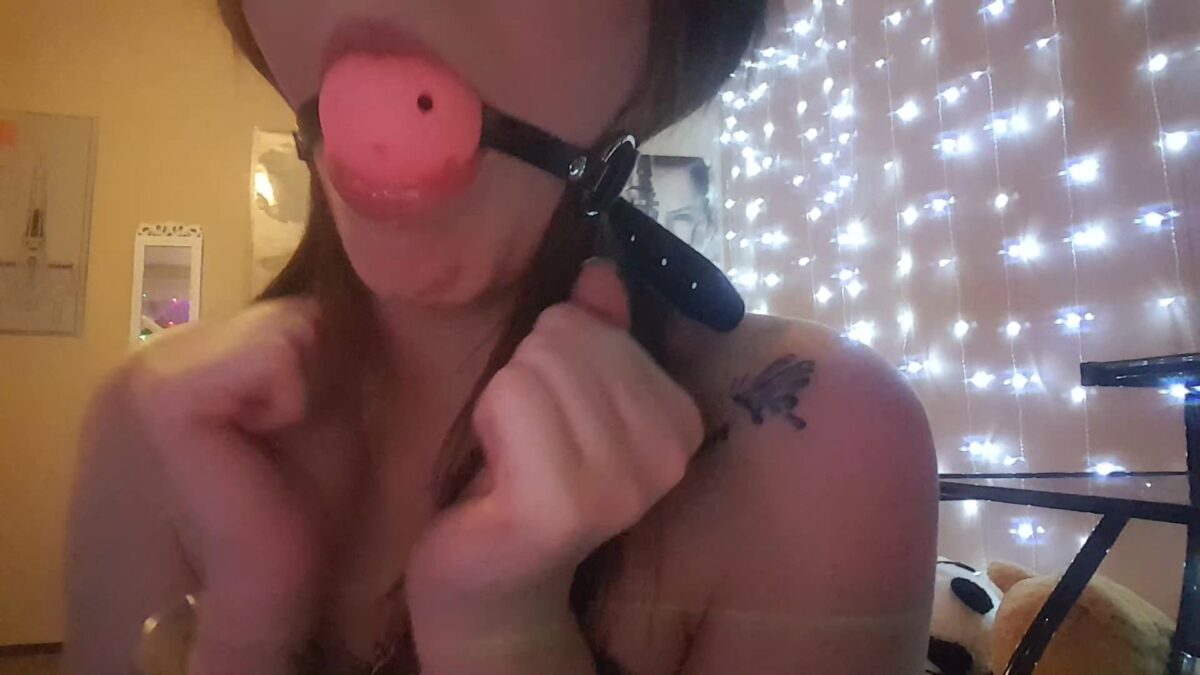 FrostyPrincess | Gagged And Cuffed